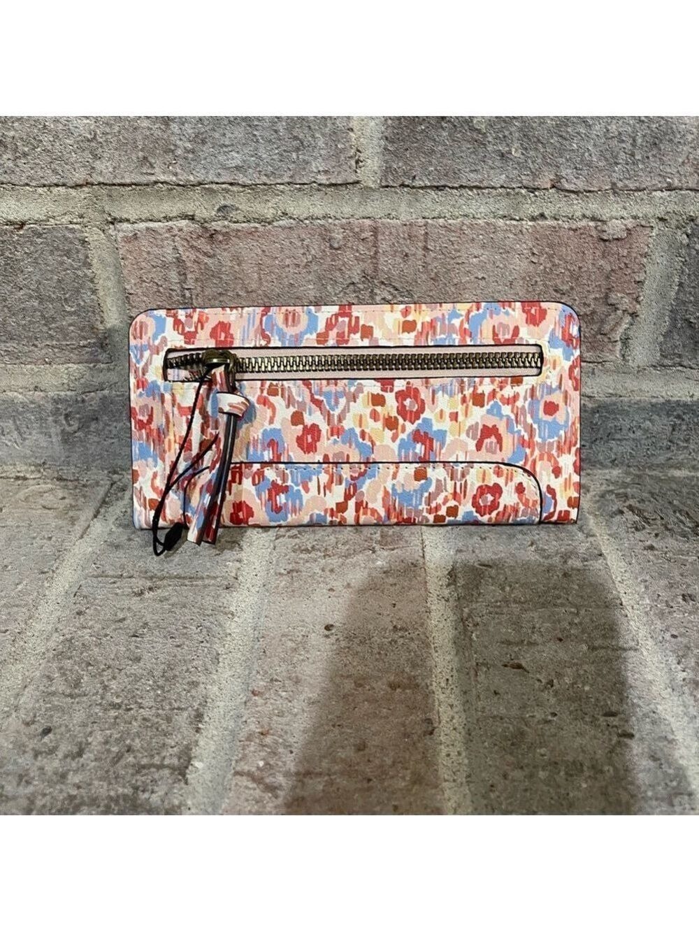 Colorful Patterned Clutch - Picture 3 of 4